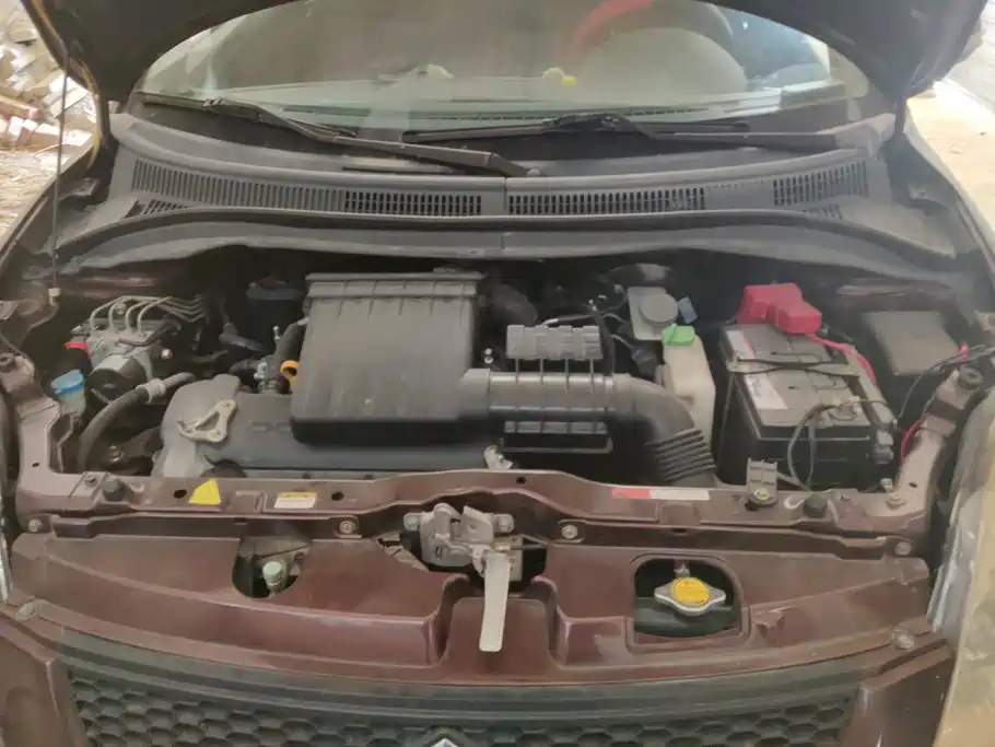 Suzuki Swift — миниатюра 10