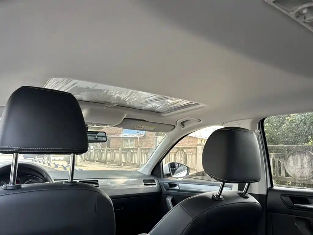 Volkswagen Santana — миниатюра 15
