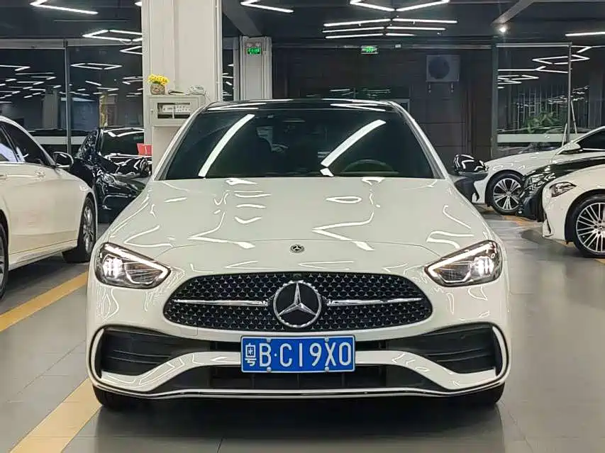 Mercedes-Benz C-Class — миниатюра 2