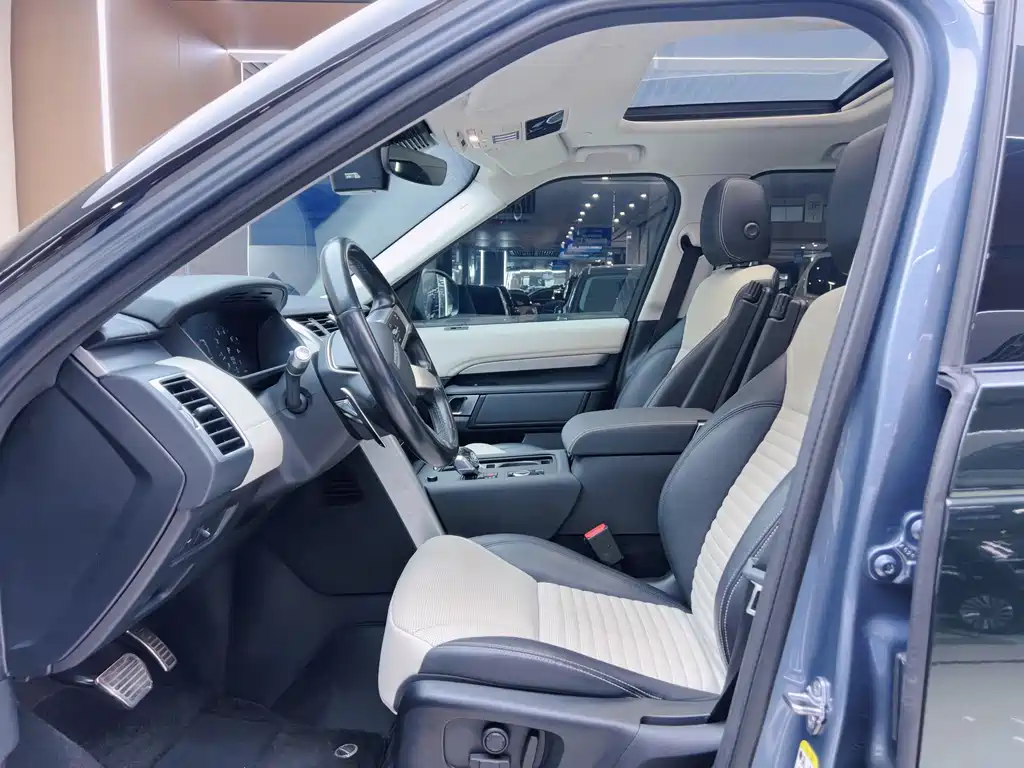 Land Rover Discovery 2021 360PS R-Dynamic S