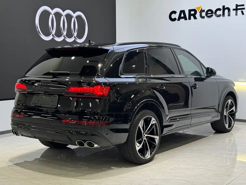Audi SQ7 — миниатюра 5