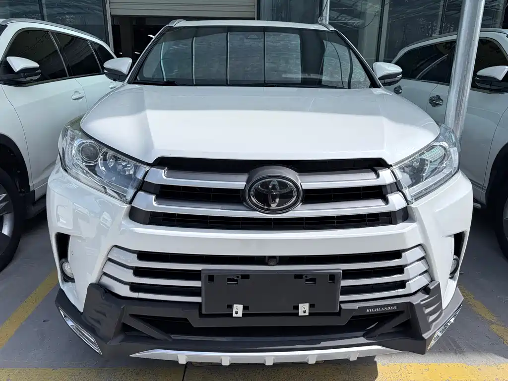 Toyota Highlander — миниатюра 2