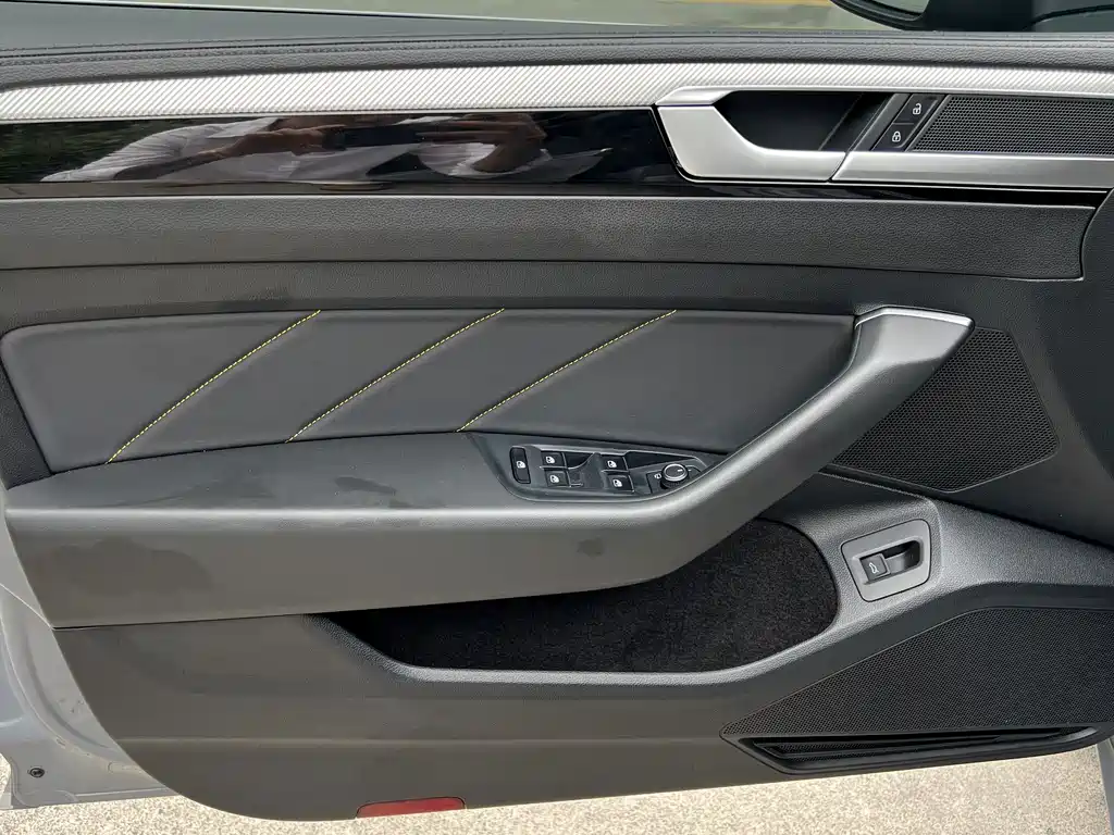 Volkswagen CC — миниатюра 5