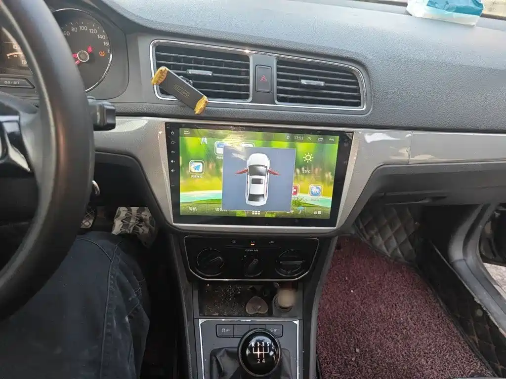 Volkswagen Lavida — миниатюра 6