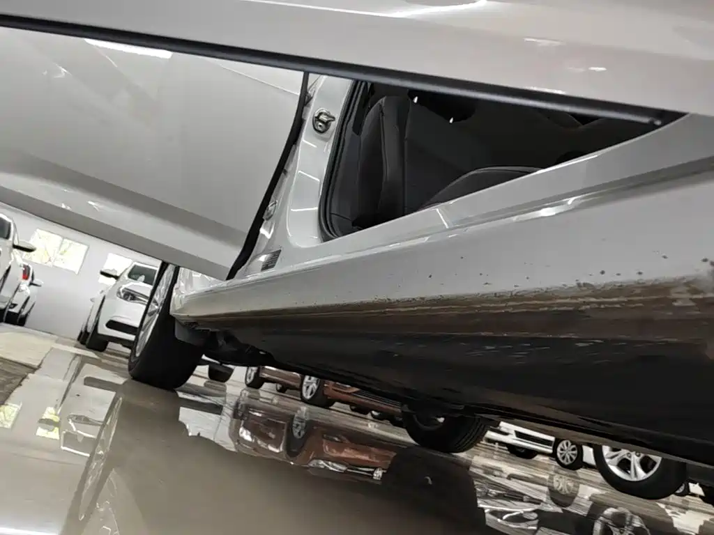 Volkswagen Lavida — миниатюра 21