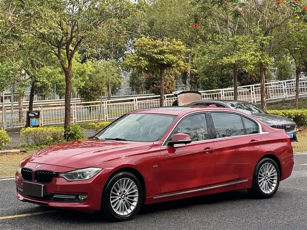 BMW 3 Series 2012