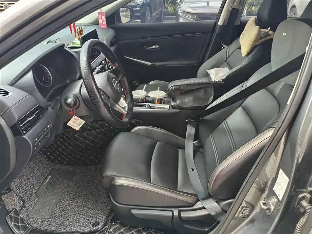 Nissan Sylphy — миниатюра 4