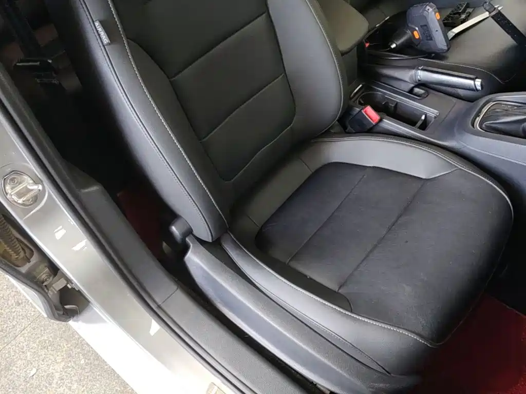 Volkswagen Sagitar — миниатюра 25