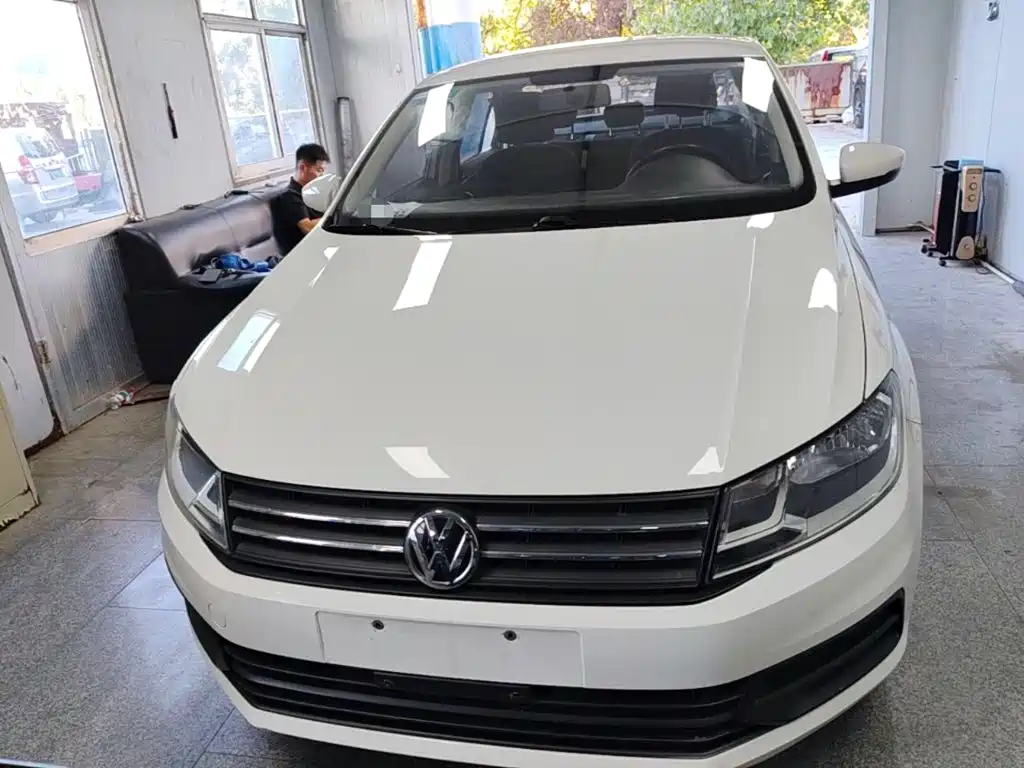 Volkswagen Santana — миниатюра 3