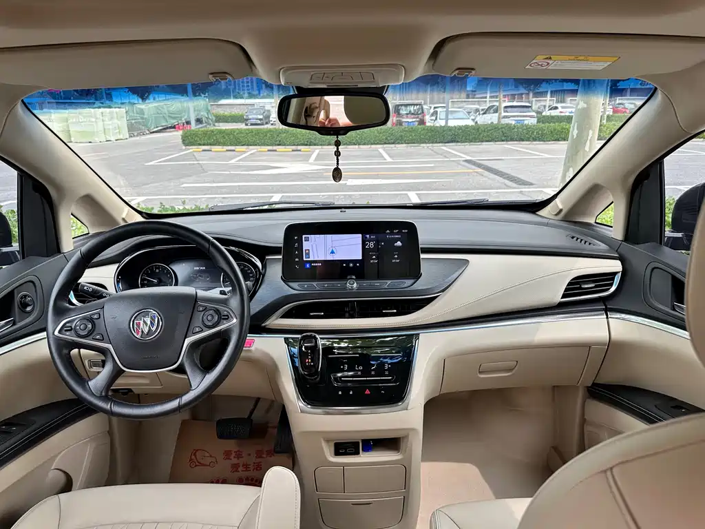Buick GL8 — миниатюра 9