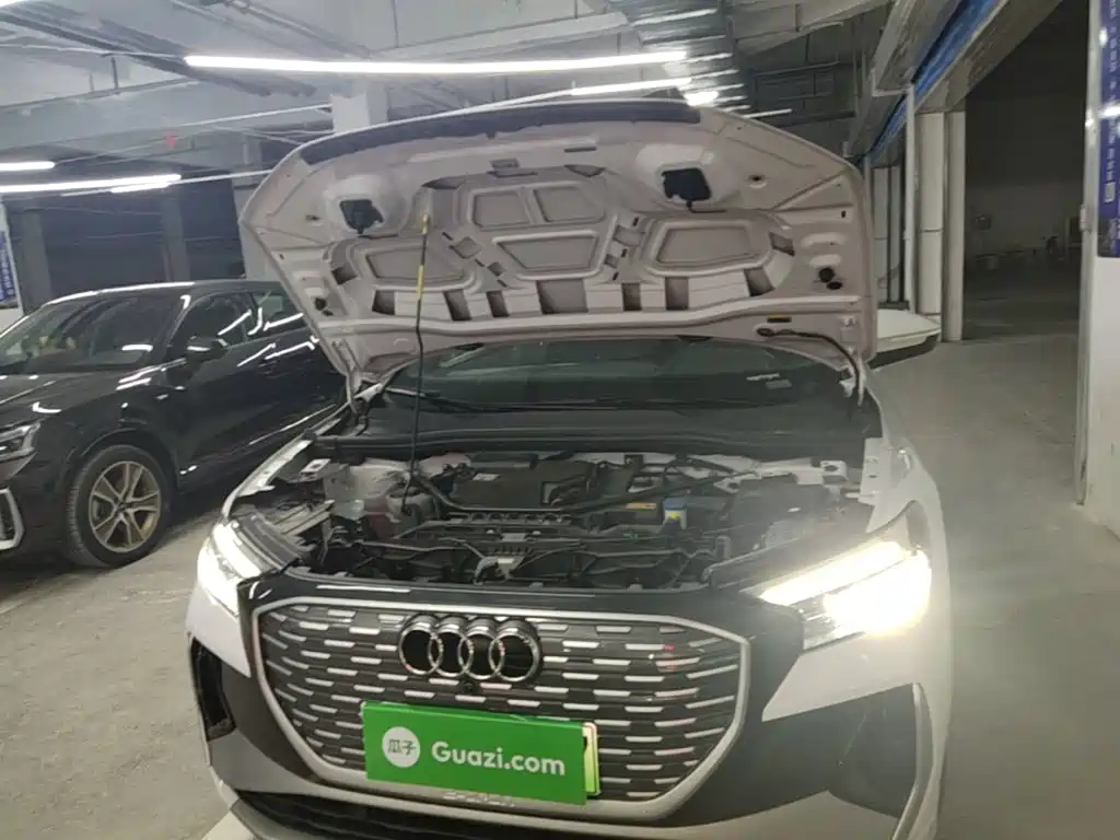 Audi Q4 e-tron — миниатюра 20