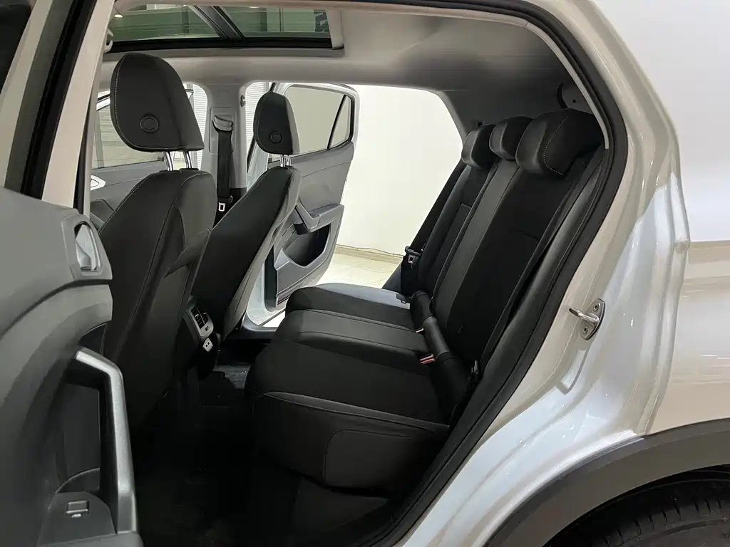 VOLKSWAGEN EXPLORING THE SHADOW