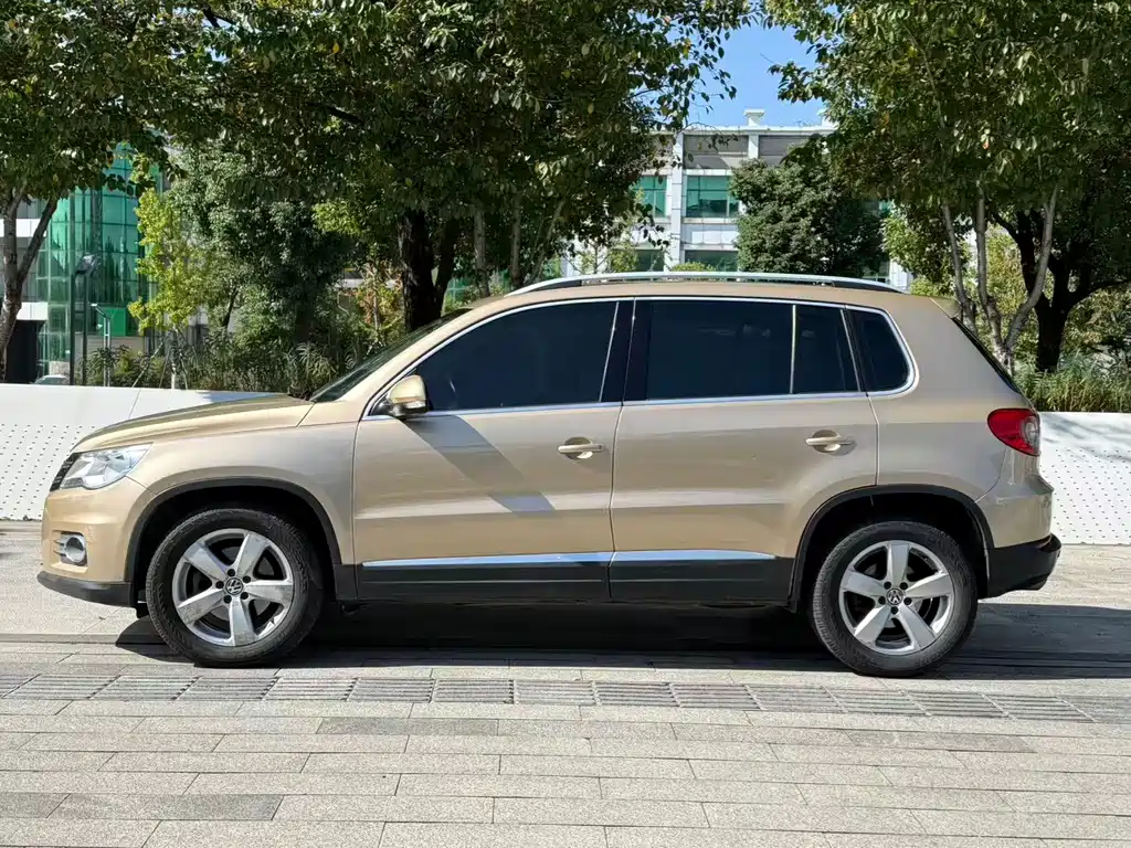 Volkswagen Tiguan — миниатюра 6