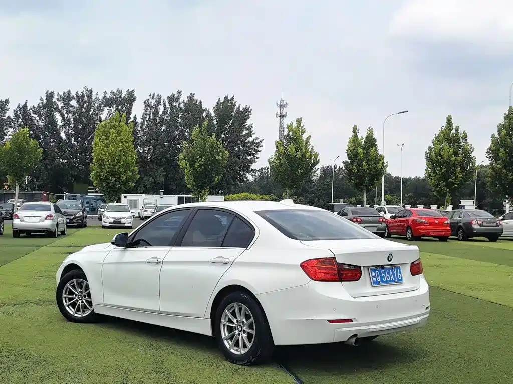 BMW 3 Series — миниатюра 6