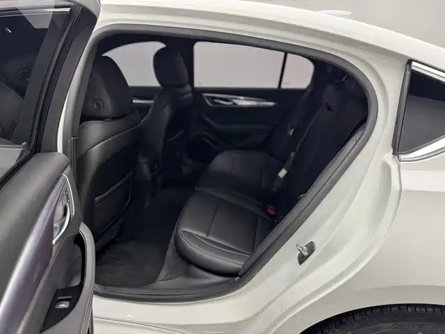 Cadillac CT5 — миниатюра 9