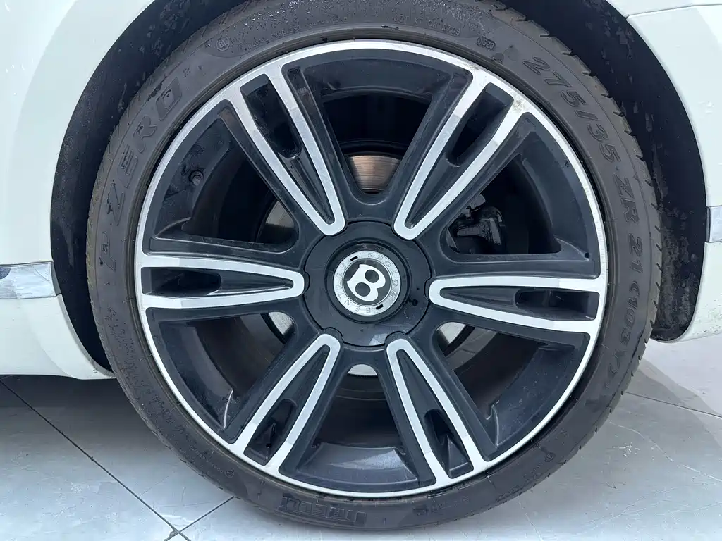 Bentley — фотографии объявления, Фото 8