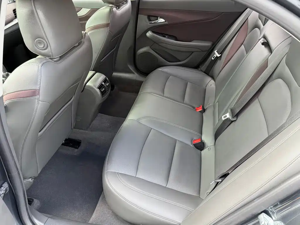Chevrolet Malibu — миниатюра 4