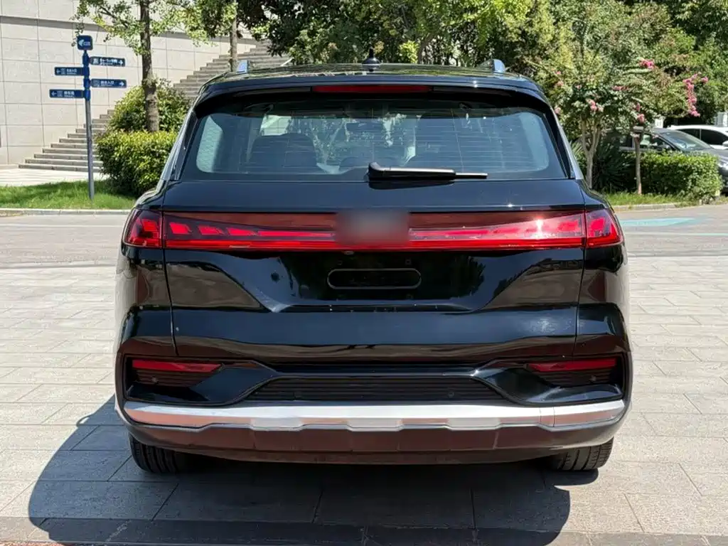 Audi Q6 — миниатюра 14