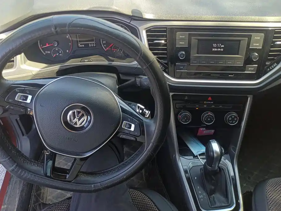 Volkswagen T-Roc — миниатюра 12