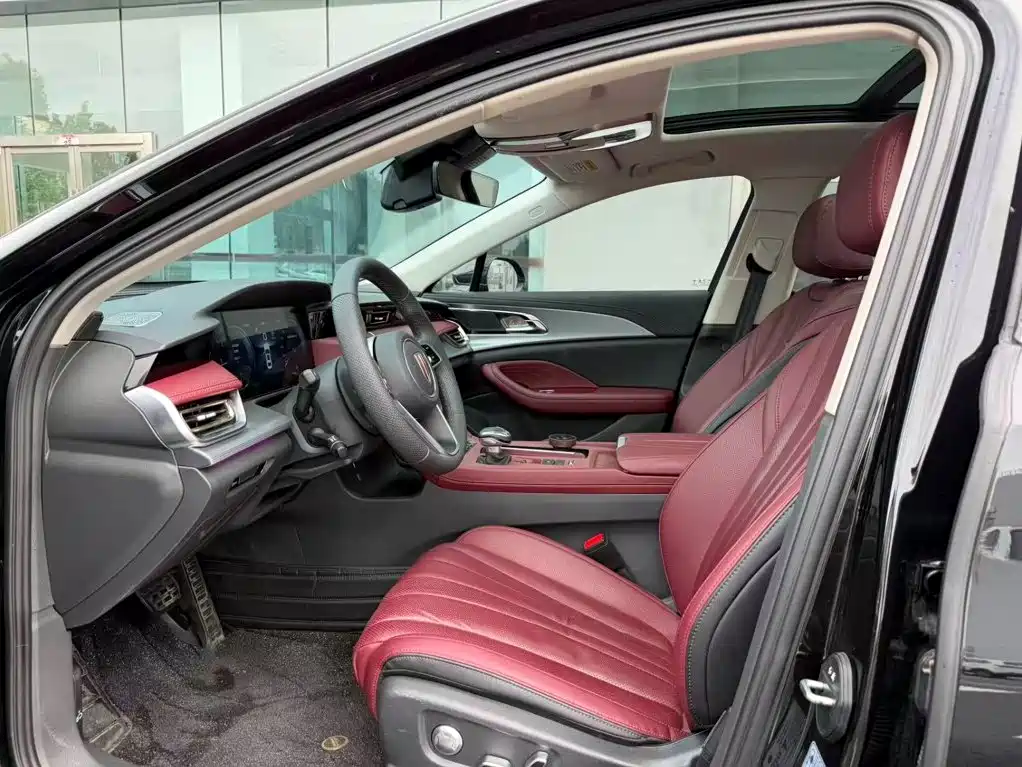 Hongqi Hongqi H5 — миниатюра 13