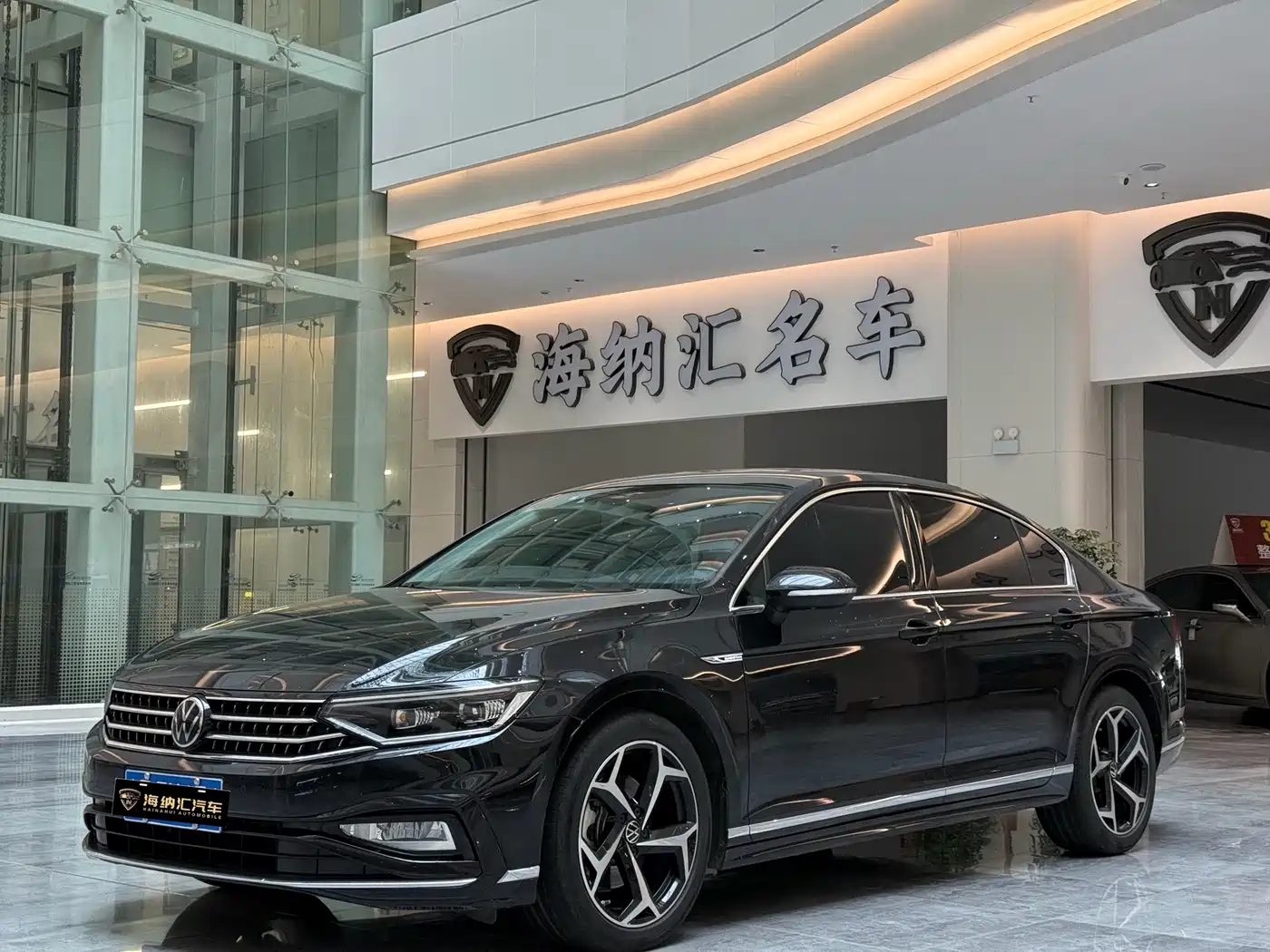 迈腾 2024款 200万辆众享款 330TSI DSG豪华型 2024