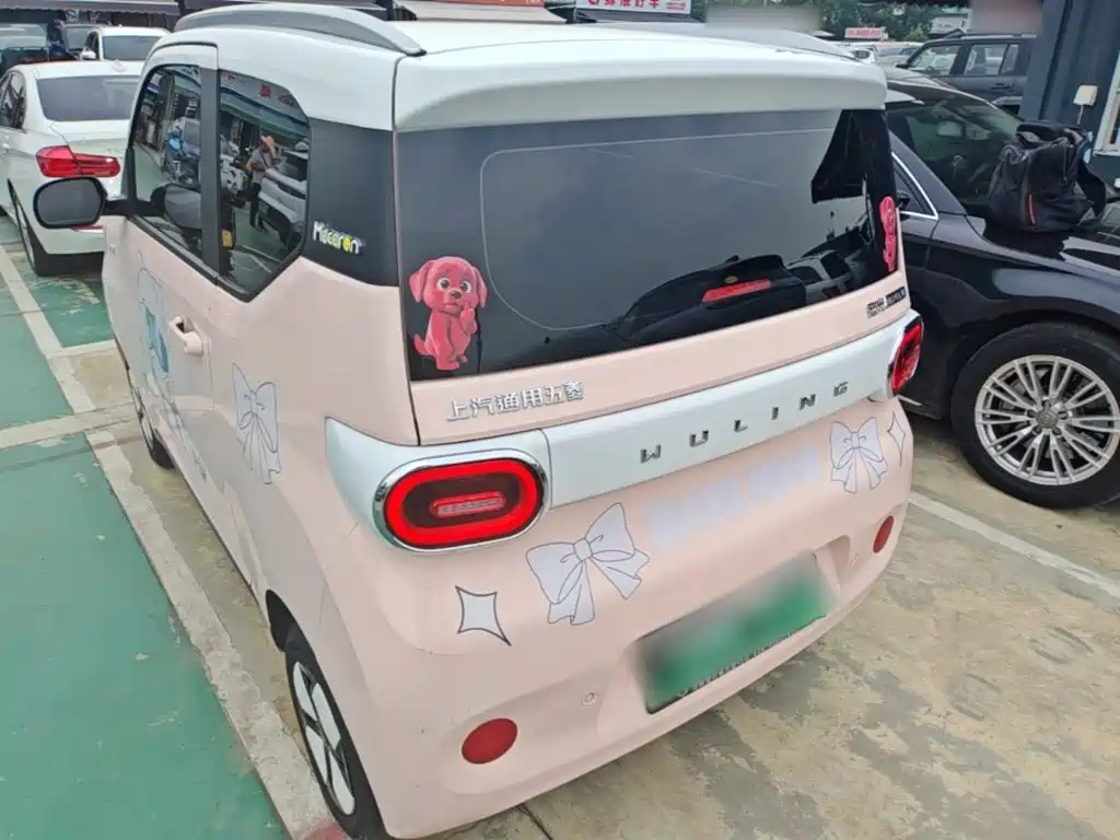 Wuling MINIEV — миниатюра 5