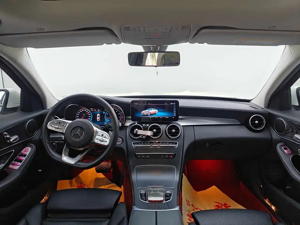 Mercedes-Benz C-Class — миниатюра 4
