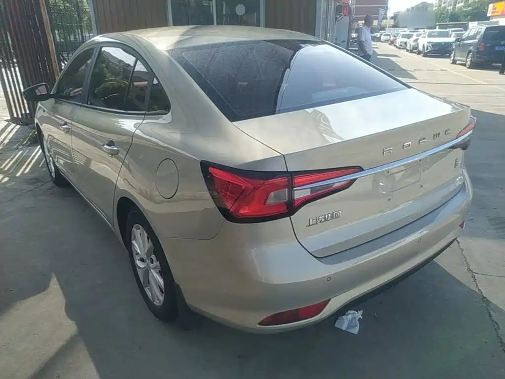 Roewe i5 — миниатюра 5