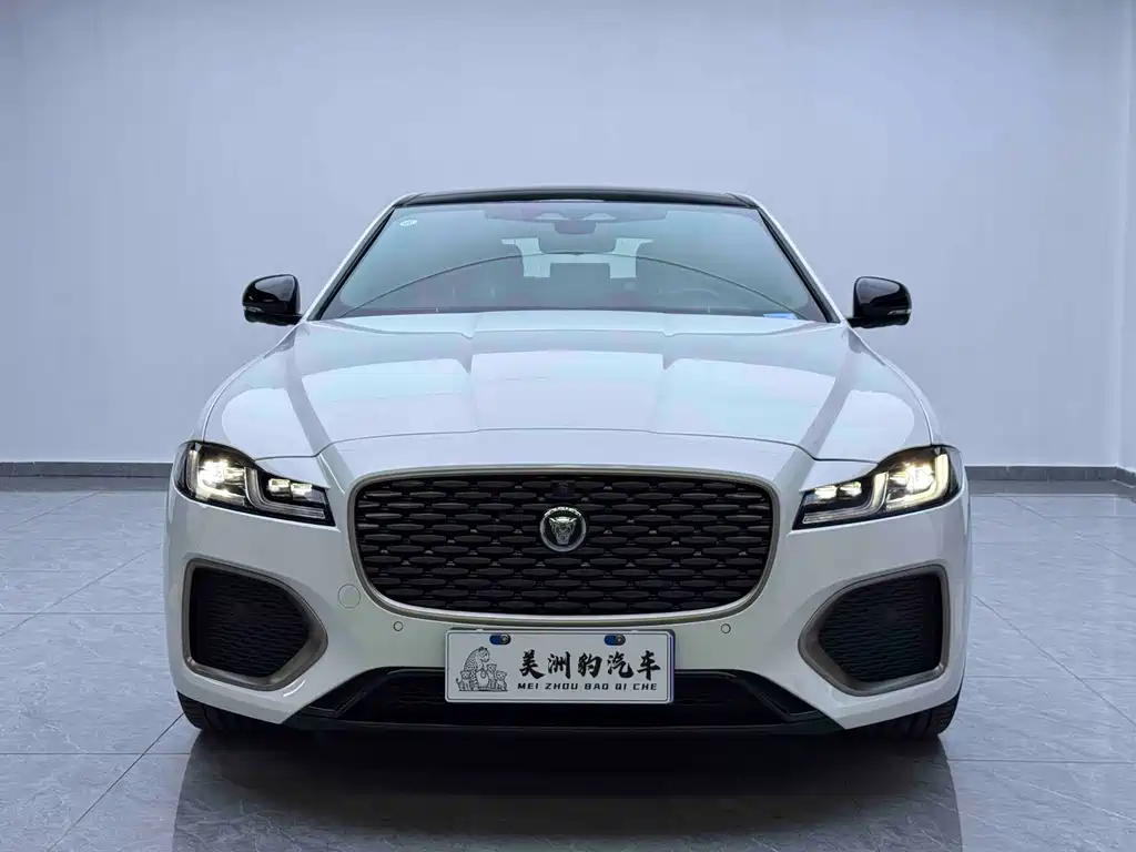 Jaguar XFL — миниатюра 2