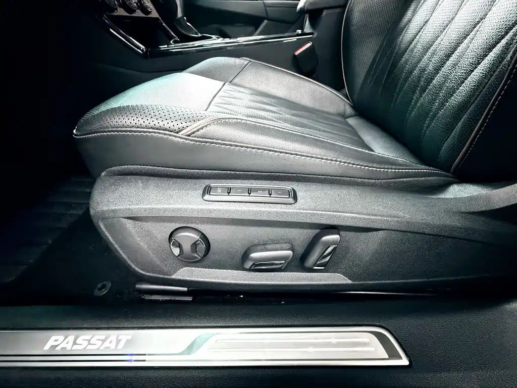 Volkswagen Passat — миниатюра 23