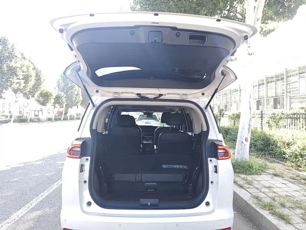GAC Motor Trumpchi M6 — миниатюра 19