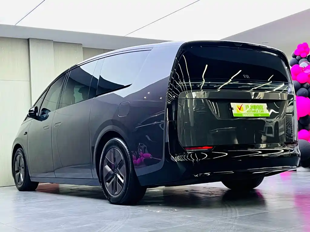 Li Auto Li MEGA — миниатюра 6