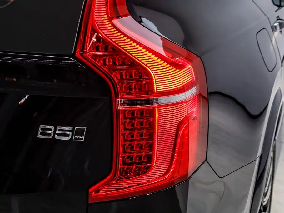 Volvo XC90 — миниатюра 11