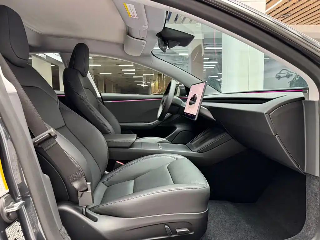 Tesla Model 3 — фотографии объявления, Фото 15