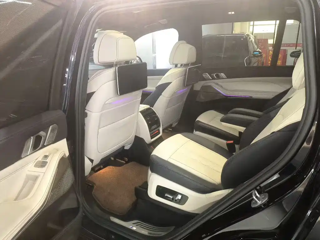 BMW X7 — миниатюра 6
