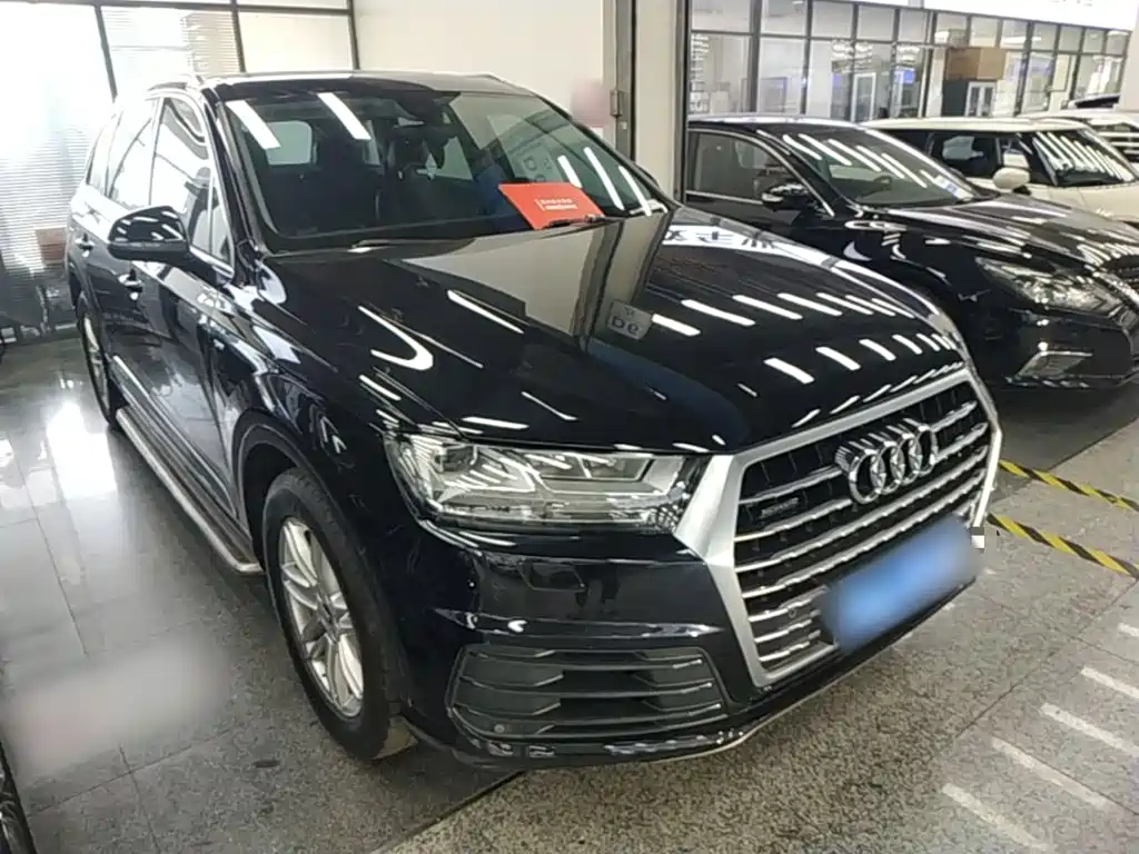 Audi Q7 — миниатюра 4