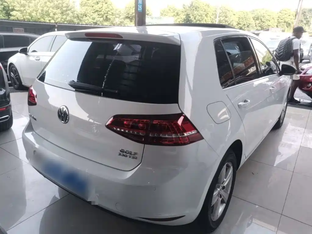 Volkswagen Golf — миниатюра 7