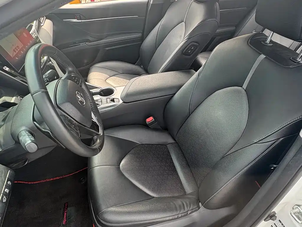 Toyota Camry 2021 2.5S