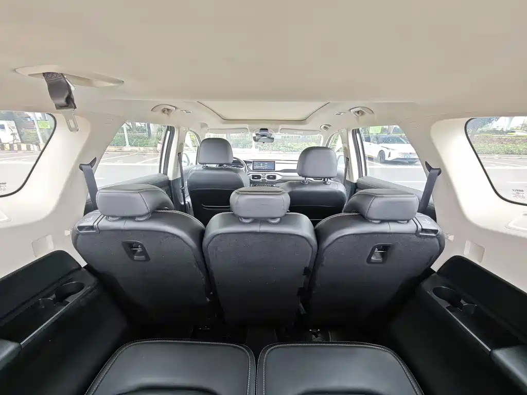 Geely Haoyue 2020 1.8TD DCT Luxury 7 мест