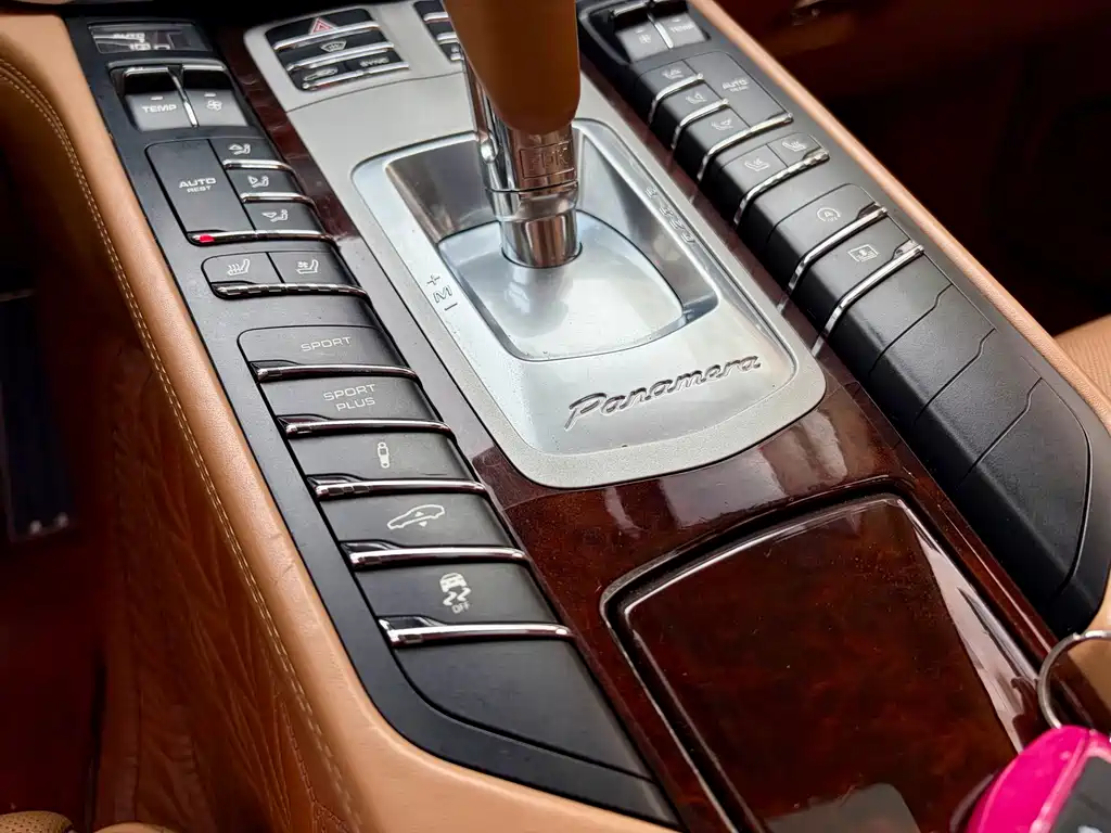 Porsche Panamera — миниатюра 7