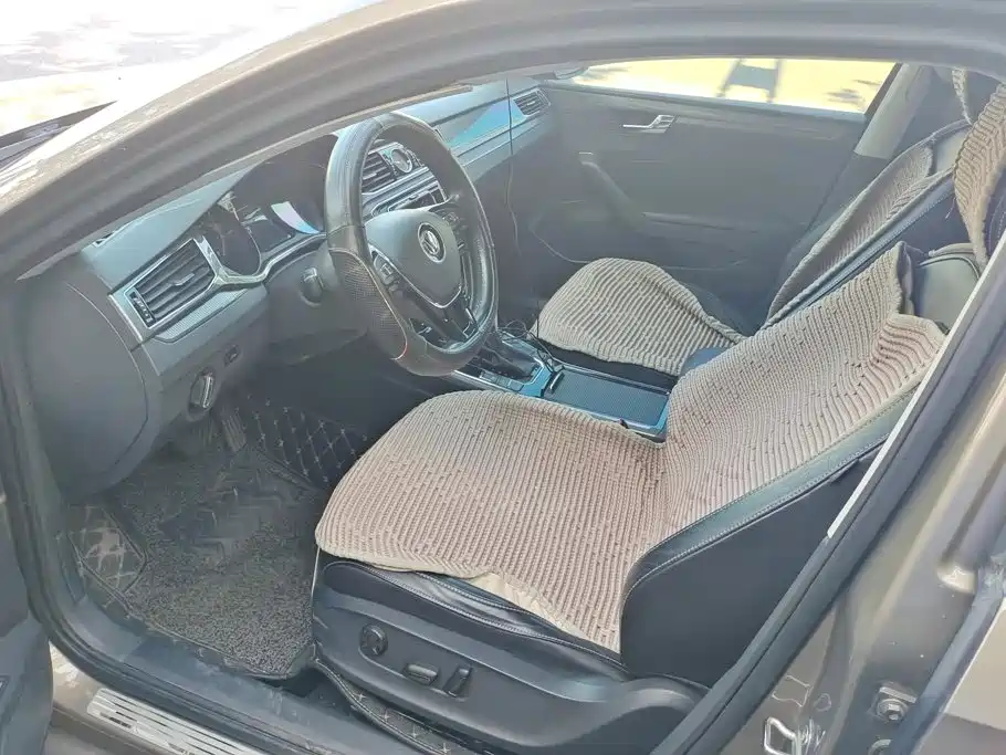 Volkswagen Passat — миниатюра 9