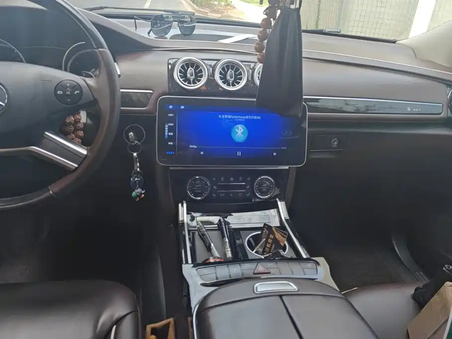 Mercedes-Benz R-Class — миниатюра 13