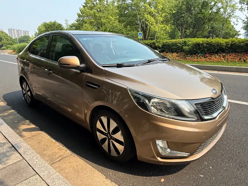 Kia K2 — миниатюра 5