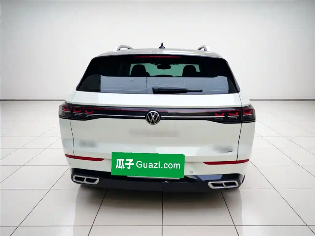 Volkswagen Tavendor 2023 380TSI R-Line