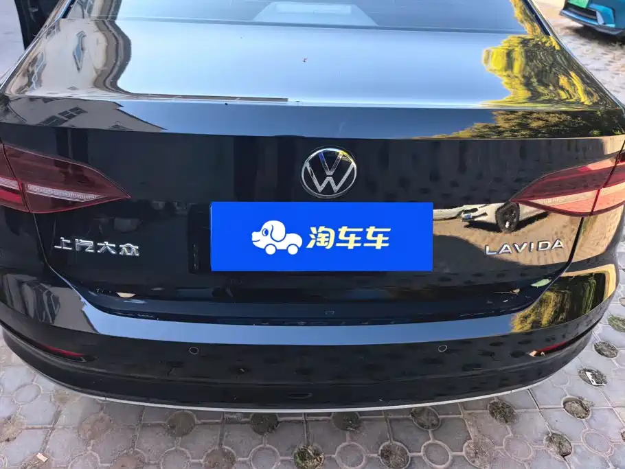 Volkswagen Lavida — миниатюра 4