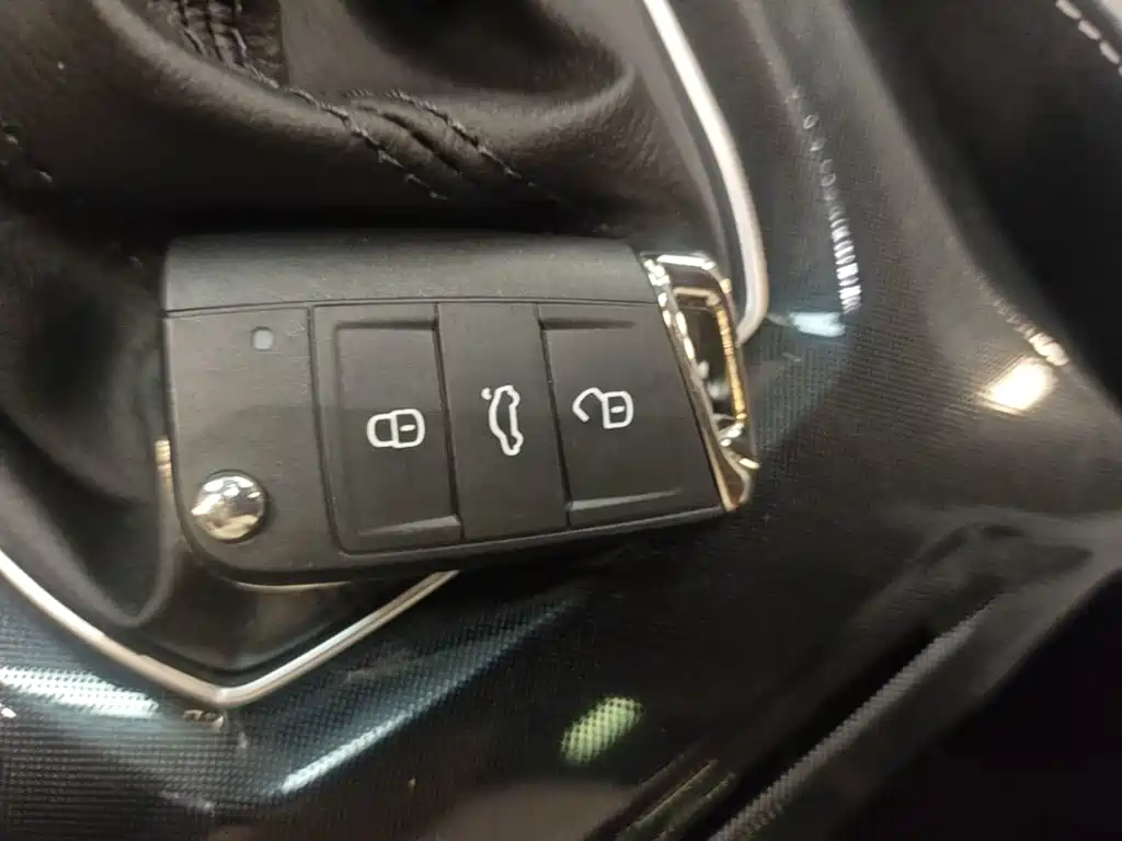 Volkswagen Tharu — миниатюра 9