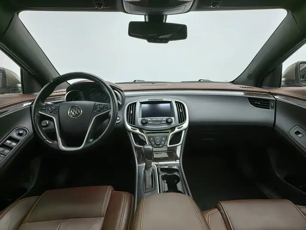 Buick LaCrosse — миниатюра 5