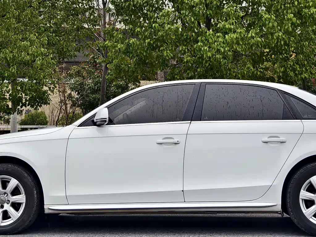 Audi A4L — миниатюра 7