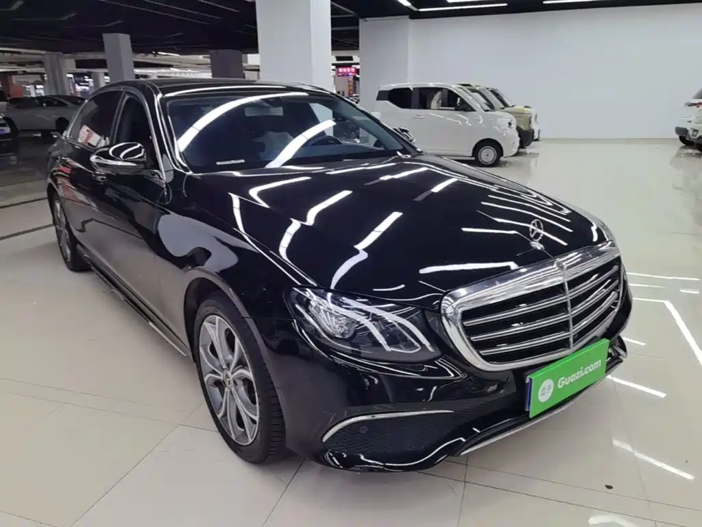 Mercedes-Benz E-Class — миниатюра 4