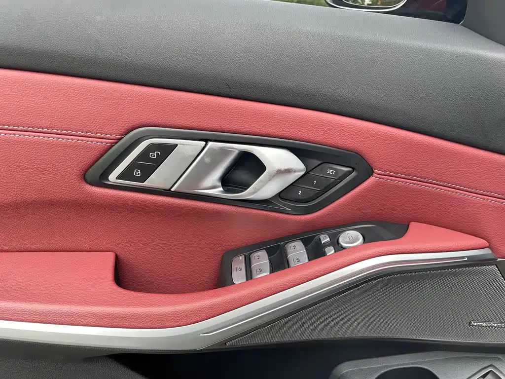 BMW 3 Series — миниатюра 7